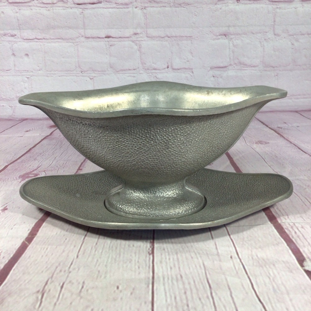 Vintage Guardian Service Hammered Aluminum Textured Gravy Boat and Underplate